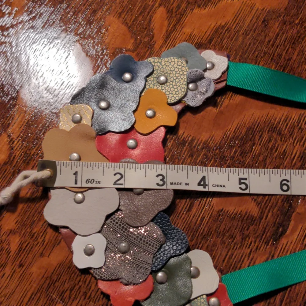 Handmade Genuine Leather Flower Bib Statement Necklace 065 🔥HP 1-12-25🔥 - Picture 6 of 11